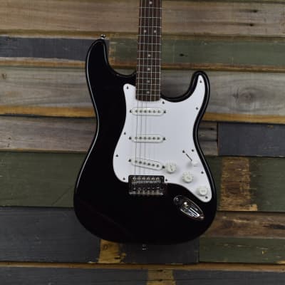 Squier Affinity Series Stratocaster with Rosewood Fretboard 2001 - 2018 - Black for sale