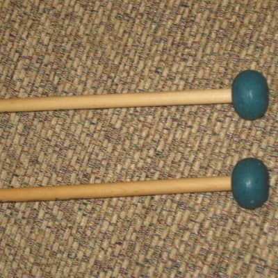 one pair new old stock A+ Mike Balter MB5B (5B) Medium Hard Keyboard Mallets - 1" diameter Oval Dark Green Rubber HEADS and Natural Birch HANDLES (for Marimba, Xylophone) mid to late 1990s (+ packaging) Unwound Series image 16