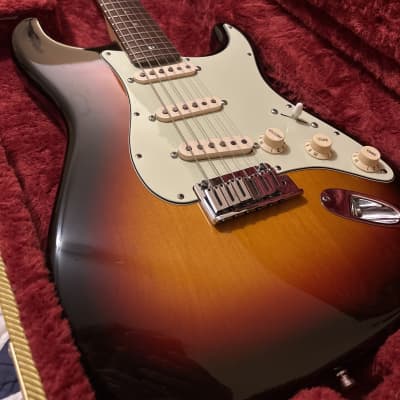 Fender USA American Deluxe Stratocaster N3 Pickups Alder 3