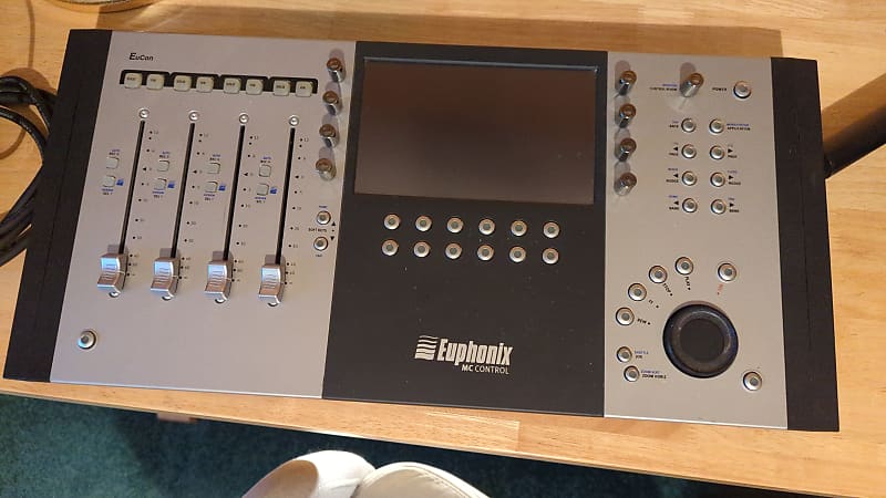 Euphonix MC Control 4-Fader DAW Control Surface with Touch Screen