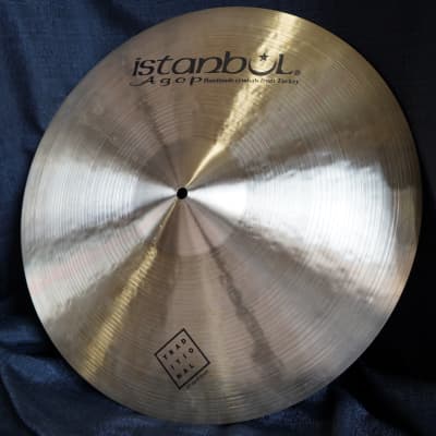 Istanbul Agop Traditional Dark Crash Cymbal 17