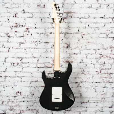 Yamaha - Eterna ET112 - HSS Double-Cut Electric Solid Body Guitar, Black - x0507 - USED image 9