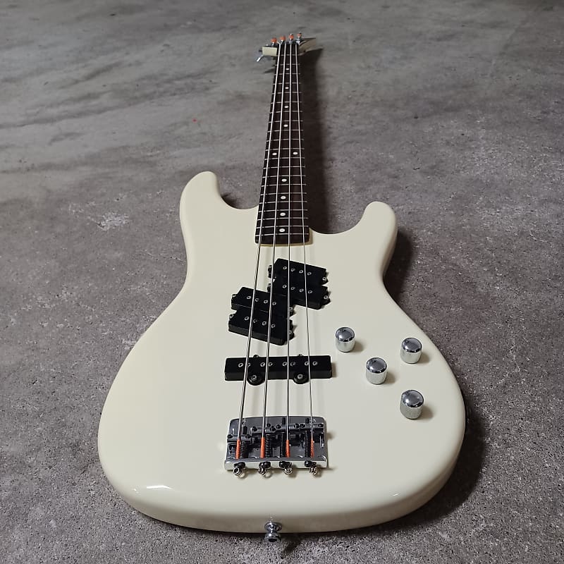 Aria Pro II JPJ-3 PPJ Bass Japan Vintage mid 80s Rare White