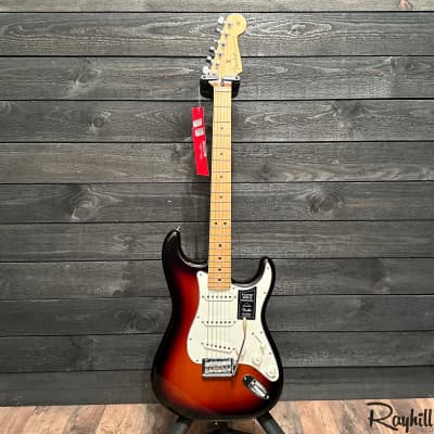Fender Player Series Stratocaster Maple Fingerboard MIM Electric Guitar Sunburst image 11