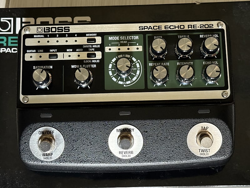 Boss RE-202 Space Echo