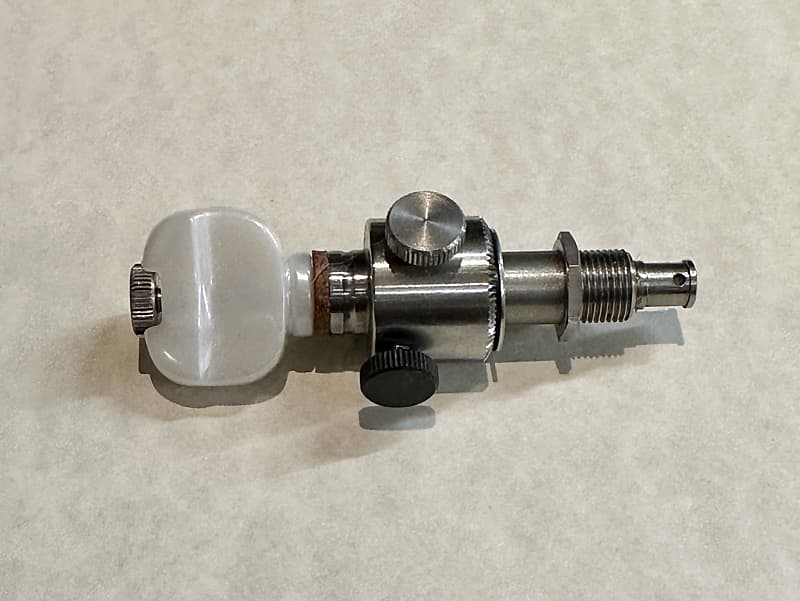 Keith Banjo DTuner for 1st & 4th String Reverb