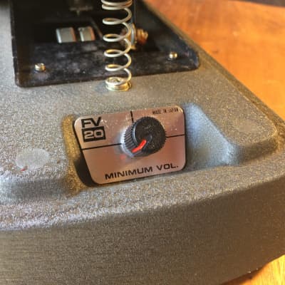 Roland FV-20 1970s Quality volume pedal -Cast Aluminum Greatness