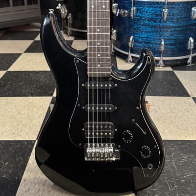 Yamaha se110 electric guitar on sale