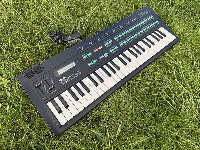 Yamaha DX100 Programmable Algorithm Synthesizer | Reverb