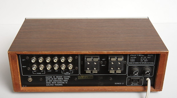 Rotel RA-211 Vintage Stereo Integrated Amplifier #329 As Is for Parts or  Repair