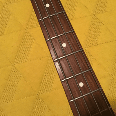 Fender Prodigy 4 String Active Bass 1991 / 1993 White image 7