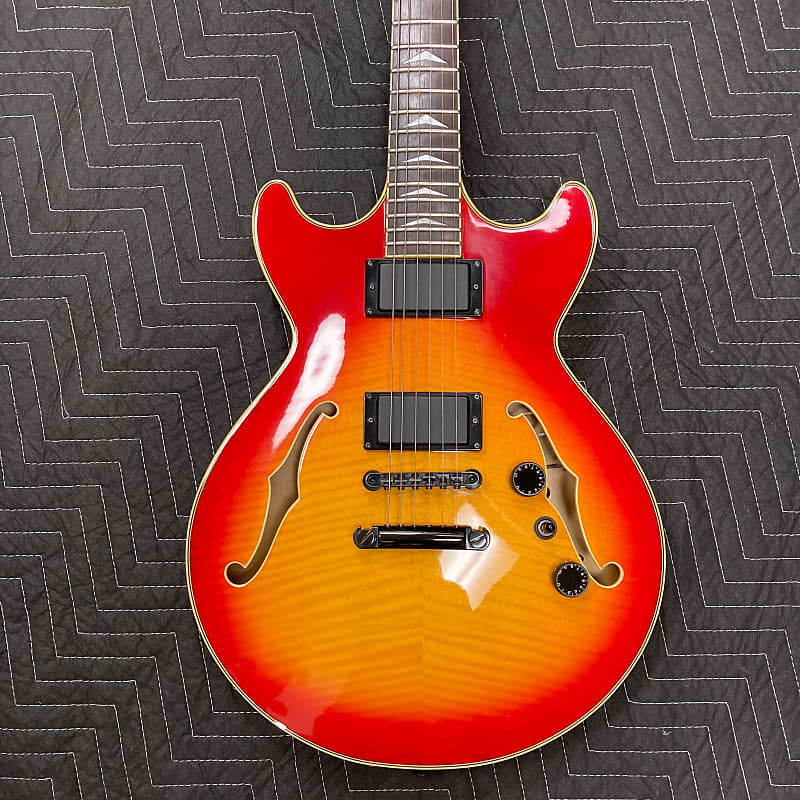 (USED) Burnside by Guild Mini Starfire BE110 SemiHollow Reverb