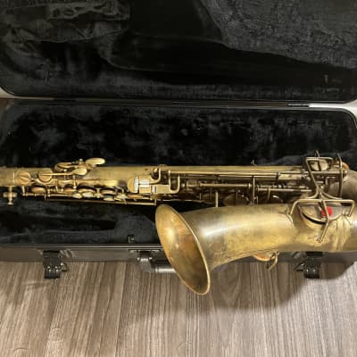 Buescher True Tone Alto Saxophone 1920s - Lacquer image 2