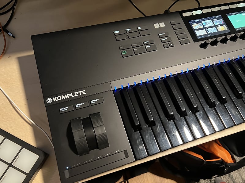 Native Instruments Komplete Kontrol S49 Mk2