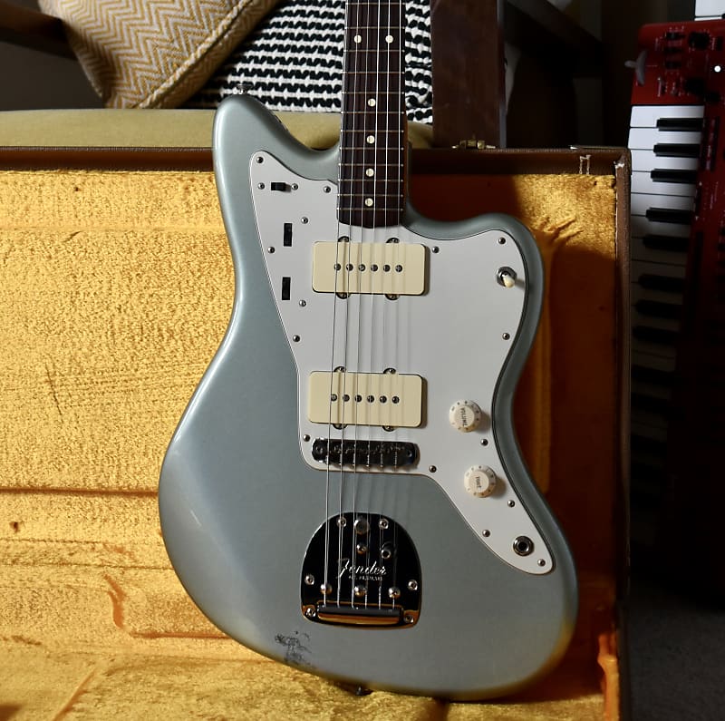 2000 Fender Yamano American Vintage ’62 Jazzmaster Reissue Ice Blue Metallic 1 of 50 w/HSC & Paperwork, AVRI image 1