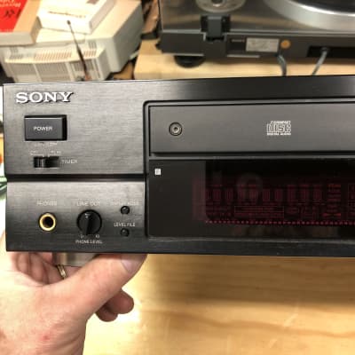 Sony ES Series CDP X222ES Single Disc CD player - W Manual Tested image 17
