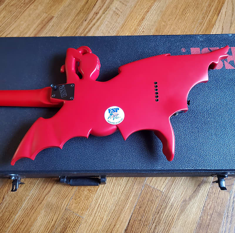 ESP Ltd Devil Girl : r/guitarporn