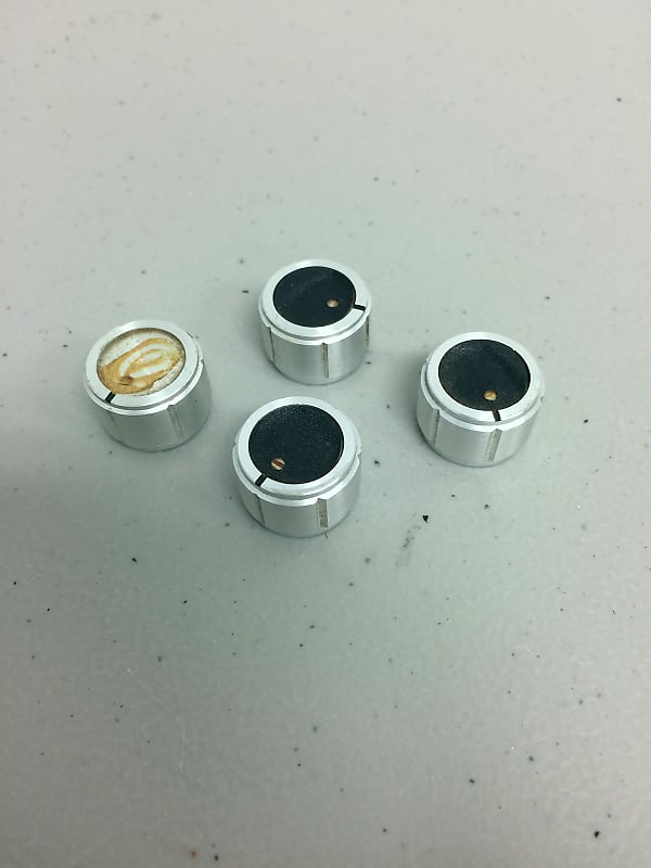 4 Peavey Amp Knobs Metal Deuce Classic Renown 1970's Vintage Reverb
