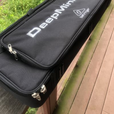 Behringer Deepmind 12-TB Deluxe Transport Bag