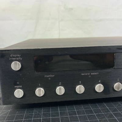 Mark Levinson No.380S Stereo Preamplifier - Audiophile image 3