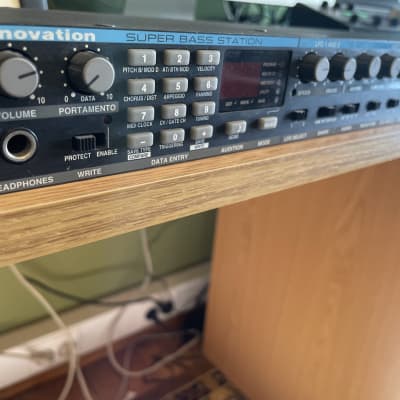 Novation Super Bass Station Monophonic Rackmount Synthesizer 1997 - Black