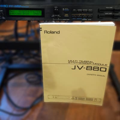 Roland JV-880 Multi Timbral Synthesizer Module 1992 Black w/ Original JV-880 Manual