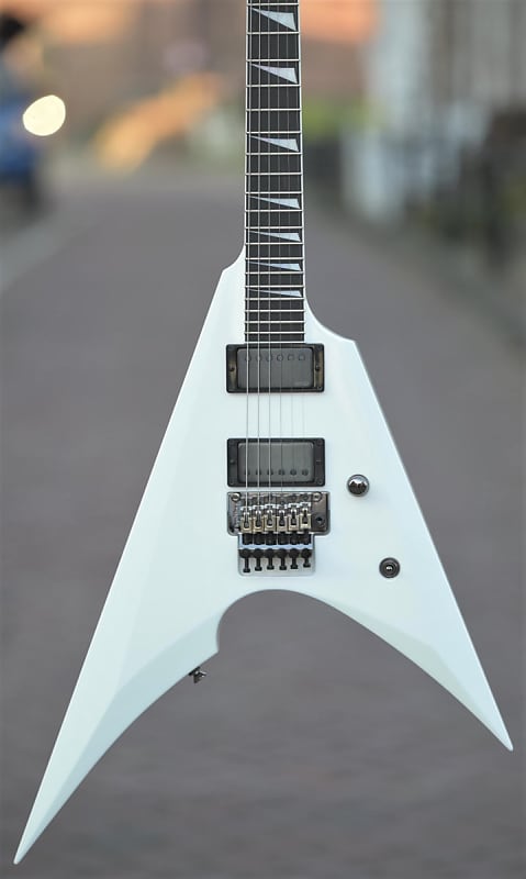 ESP Arrow - Everest | Reverb