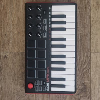 Akai MPK Mini MKII 25-Key MIDI Controller 2014 - Present - Black