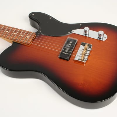 Fender Noventa Telecaster Pau Ferro Fingerboard 2-Color Sunburst image 4