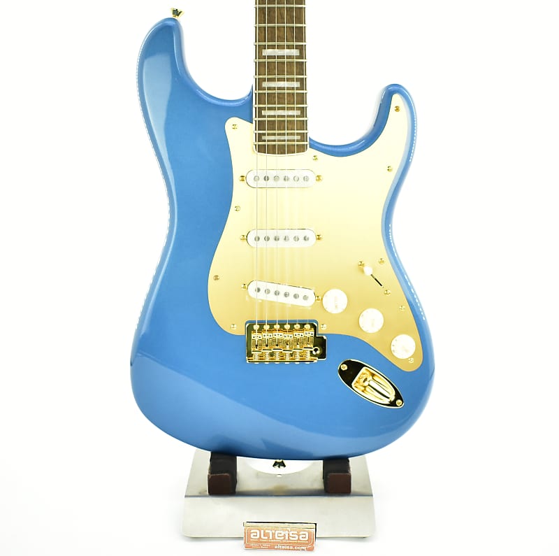 Squier 40th Anniversary Fender Stratocaster Review - Premier