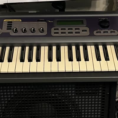 E-MU Systems MK-6 Mo' Phatt 61-Key 64-Voice Expandable Synthesizer 2001 - Silver / Purple