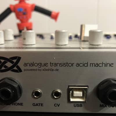 x0xb0x TB-x0x Analogue Transistor Acid Machine - Anodized Silver - Custom TB-303 Replica - Extremely Rare image 5