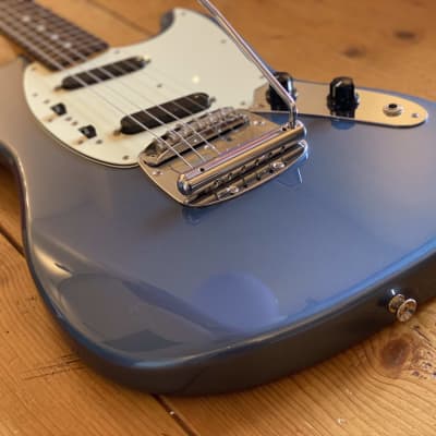 Fender MG-69 Mustang Reissue MIJ | Reverb UK