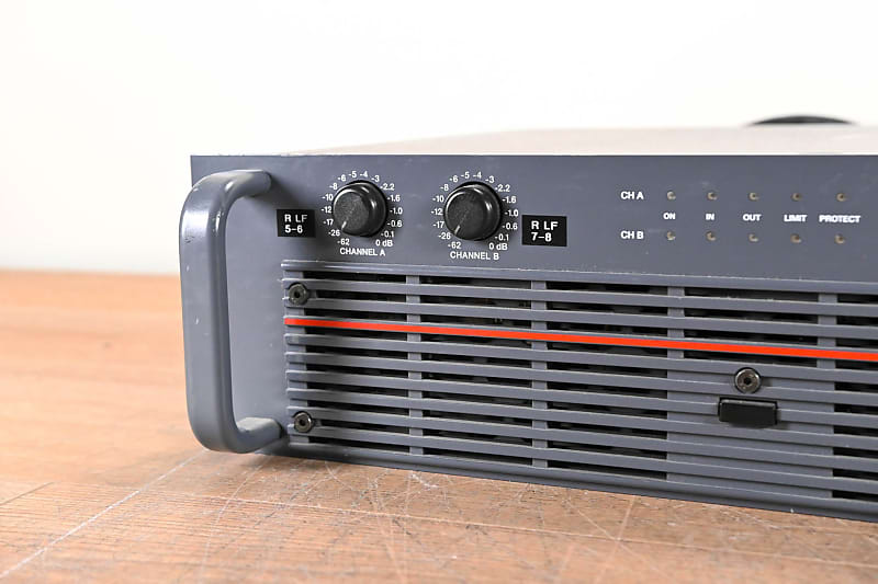 EV P3000 Precision Series アンプ Electro Voice P3000 Power
