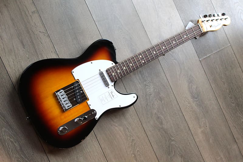 FENDER Standard Telecaster , Laurel, 3 Tone Sunburst, 3, 49 KG image 1