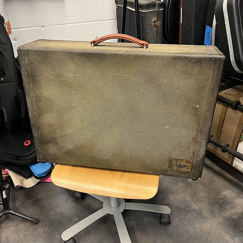 Salvage Custom Pedalboard 26x16 Cocobolo | Reverb