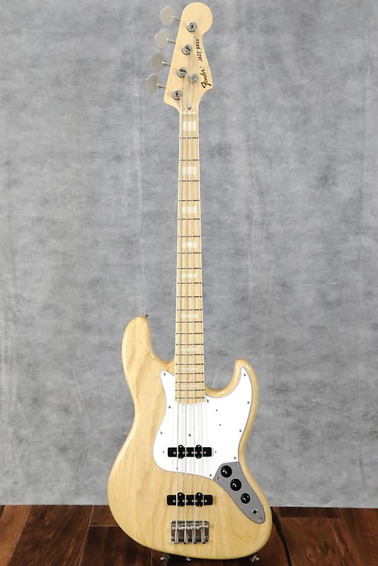Fender Japan Exclusive Classic 70s Jazz Bass M Natural (04/27