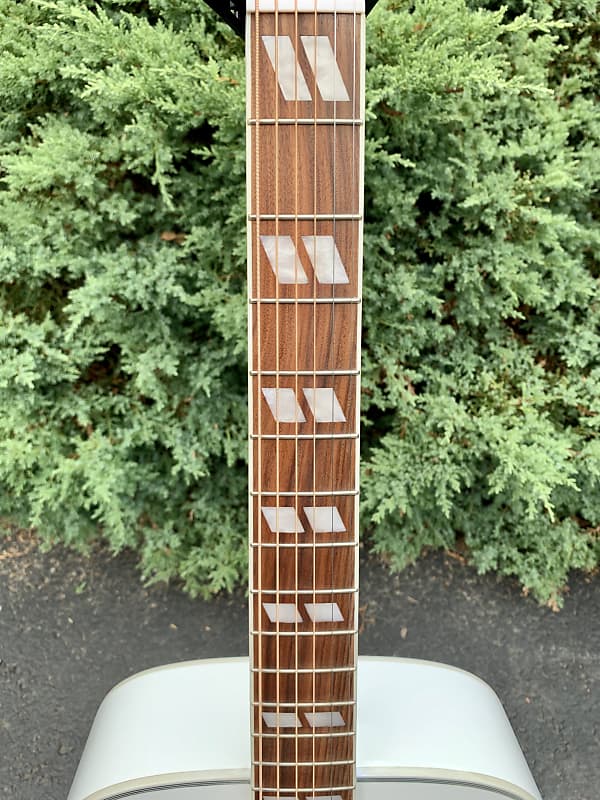Epiphone Dove Pro Limited Edition Alpine White + HSC | Reverb