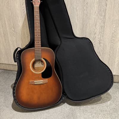 Art & Lutherie Wild Cherry CW Used | Reverb Canada