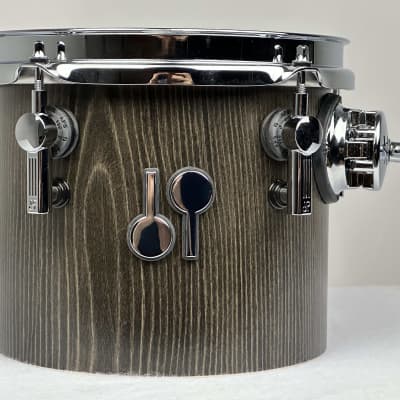 Sonor SQ2 22/8/10/12/13/14/16" Medium Maple Concert Tom Drum Set - Vintage Onyx Semi-Gloss w/ Silky Oak Interiors image 13