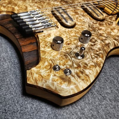 Barlow Guitars  Osprey 2018 Golden Camphor / Pale Moon Ebony image 7