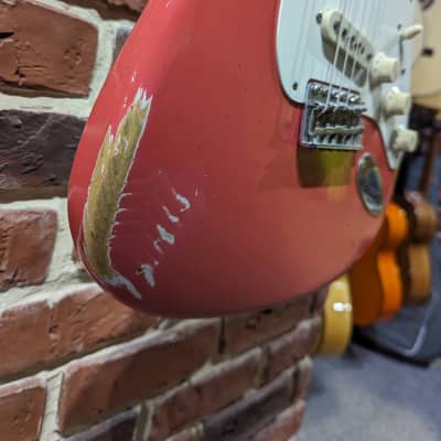 Fender  Custom Shop Stratocaster  Namm 2017 Limited Edition '56 Relic In Aged Fiesta Red image 5