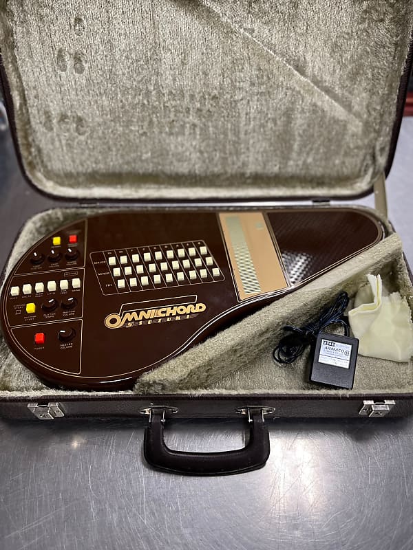 SUZUKI OMNICHORD OM-27　動作確認済 Suzuki Omnichord OM-27 - What To Know & Where To Buy