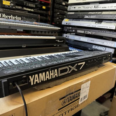 Yamaha DX7IIFD 16-Voice Synthesizer /Keyboard with Floppy Drive ,Clean //ARMENS// image 1