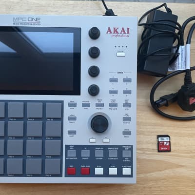 Akai MPC One Standalone MIDI Sequencer Retro Edition | Reverb UK