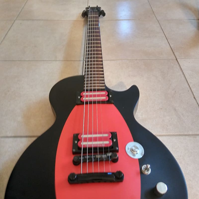 300px-Baritone.jpg