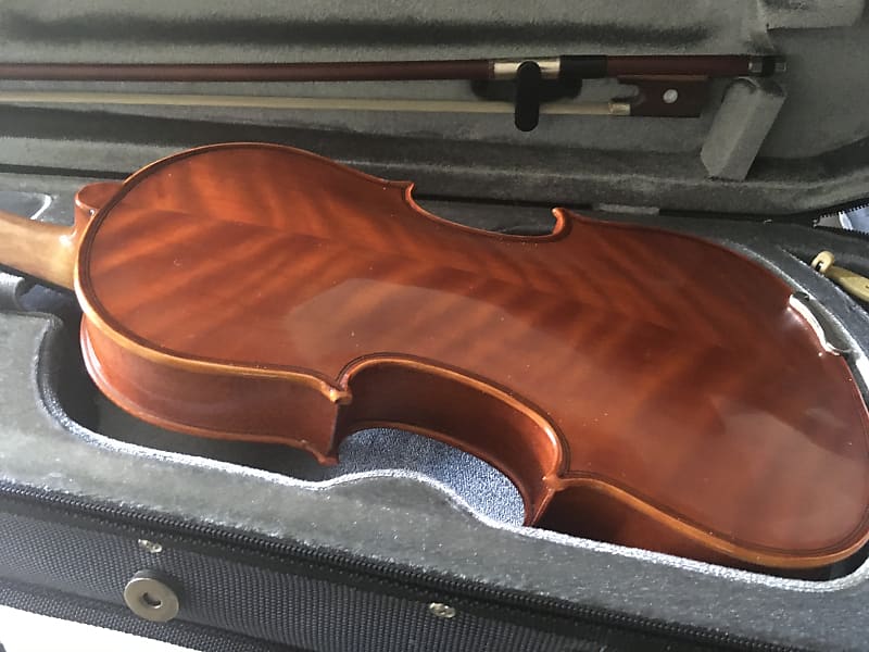 Yamaha バイオリン Model V-5 1/4 V5SC STRADIVARIUS INSPIRED STUDENT VIOLIN OUTFIT 1/4 SIZE