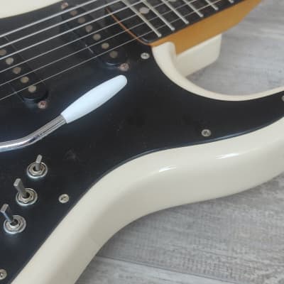 1980's Fresher Japan Protean Series Jeff Beck Stratocaster (White) image 3