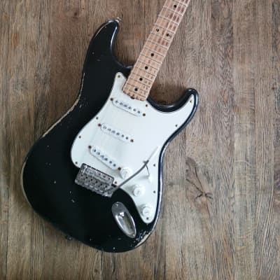 New Custom Heavy Relic Stratocaster 1968 black image 2