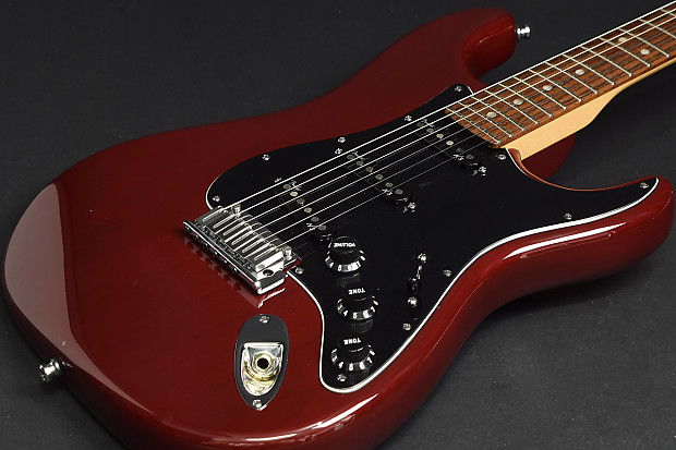 Fender USA American Deluxe Stratocaster N3 Wine Red Transparent